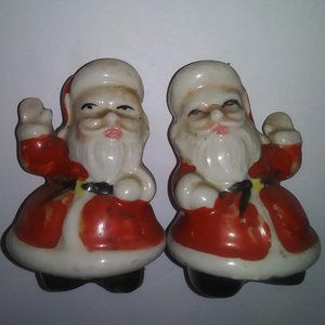 #11 Waving Santas Salt and Pepper Shakers Set